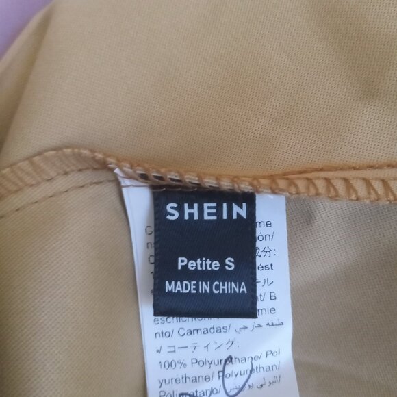 Caramel Skirt and Velvet tlTop - Picture 3 of 4